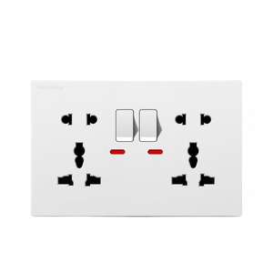 Prise murale multifonctionnelle à écran tactile de norme britannique avec USB Type-C, double prise universelle à 3 broches, voyant lumineux, matériau PC - Product Image 1