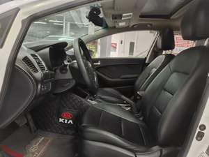 <span class=keywords><strong>Kia</strong></span> K3 1.6L Automatica GLS <span class=keywords><strong>Berlina</strong></span> Usata del 2016 con Guida a Sinistra, Sedili in Pelle, Telecamera Posteriore e Pneumatici R16 per l'Esportazione - Product Image 4