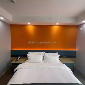 Ensembles de meubles de chambre d'hôtel modernes sur mesure à bas prix, avec lit en bois, table de chevet, armoire, meuble TV et bureau pour hôtel 3 étoiles - Product Image 3