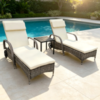 Chaise longue d'extérieur réglable en rotin avec table d'appoint, transat de patio avec coussin pour piscine, jardin, hôtel