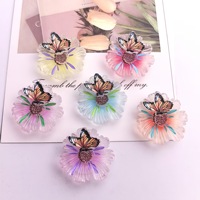 Aksesoris Resin Bunga Daisy Kupu-kupu Gradasi Grosir, Ornamen Resin DIY, Perhiasan Resin, Liontin Resin untuk Dekorasi