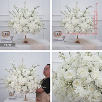 Fabrik-Großhandel 5D Blumenball Weiße Künstliche Blumenarrangements Hochwertige Rose Calla-Lilie Kunstblumen Tischdekoration