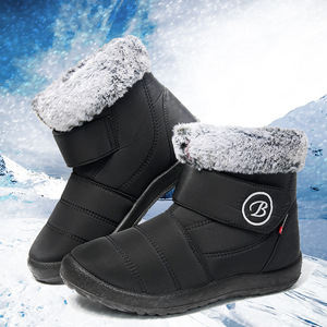 Nouvelles chaussures en coton hiver grandes chaussures pour femmes 36-43 décontracté en peluche chaud à fond plat bottes <span class=keywords><strong>de</strong></span> <span class=keywords><strong>neige</strong></span> antidérapantes pour femmes hommes chaussures <span class=keywords><strong>de</strong></span> sécurité - Product Image 1