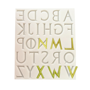 Moules <span class=keywords><strong>en</strong></span> silicone DIY rectangulaires personnalisés de 26 pièces, lettres majuscules anglaises <span class=keywords><strong>en</strong></span> métal industriel 3D MingLiU-ExtB, forme de police de caractères - Product Image 4