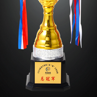 Vente directe d'usine JZ, trophée de football en métal personnalisé de haute qualité pour de multiples scénarios, trophée de football mondial en or