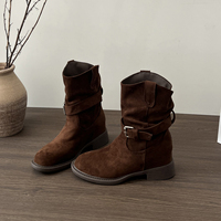 Bottes mi-mollet souples pour femmes, talon compensé dissimulé, en daim avec bride à boucle, style western à découpe en V, 3 couleurs.