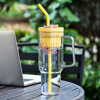 Tasse de paille en plastique écologique de grande capacité de style coréen avec pailles à boire directes pour les filles de sports de plein air allant au lave-vaisselle