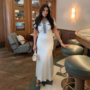 Nouvelle Collection Populaire 2024 : <span class=keywords><strong>Robe</strong></span> Midi Femme Ajustée à Manches Courtes, Jupe <span class=keywords><strong>Longue</strong></span> en Maille et Patchwork Denim, Vêtements de Mode Féminine en Gros - Product Image 5