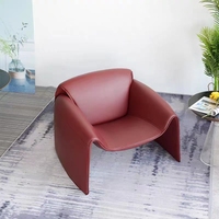 Fauteuil lounge individuel moderne de luxe en cuir véritable, style nordique italien, design tête de crabe décontracté, mousse à mémoire de forme, pieds en bois massif, pour la maison