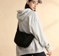 Sac à bandoulière géométrique en nylon imperméable pour femme, avec sangle épaisse, idéal pour l'extérieur – Fabrication OEM/ODM sur mesure