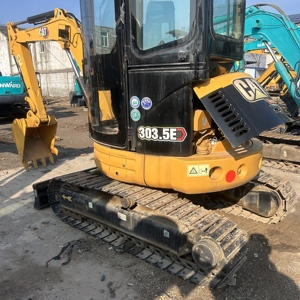 Miniexcavadora CAT 303.5E Usada en Buen Estado, Lista para Trabajar - Product Image 1