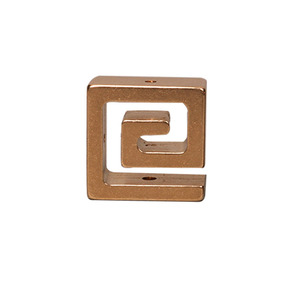 Semplice porta incenso con motivo a svastica e simbolo portafortuna, realizzato in rame puro. Un bruciatore d'incenso decorativo - Product Image 1