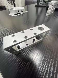 Valvola Solenoide OEM AirTgmc per Modifiche, Piastra 4F Nuova Originale, Componenti Pneumatici Hot Runner Leggeri, Origine Cina, 1 Anno di Garanzia - Product Image 5