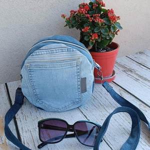 Fashion Vintage Classic Denim Messenger Bags Custom Women Zipper Travel Sling <b>Shoulder</b> Bag Portable Adjustable <b>Strap</b> Autumn - Product Image 4