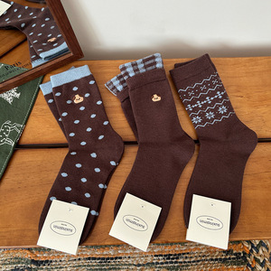 कोरियन शैली महिलाओं के मोजे शरद ऋतु सर्दियों में नीले बेज मध्य-बछड़े के मोजे कढ़ाई कुत्ते डिजाइन गर्म ऊन स्टैकयोग्य मोजे - Product Image 5