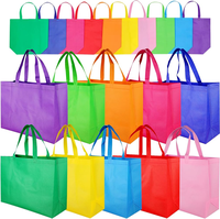 Échantillon gratuit! Sacs de courses réutilisables en tissu non tissé rouge personnalisés avec logo, motif, type de lettre pour cadeaux