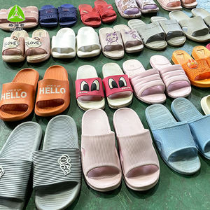 Chaussons d'été pour la maison Chaussures d'occasion mixtes Stock Seconde main Ukay Ukay Bale Vente en gros Chaussures d'occasion du Royaume-Uni - Product Image 4