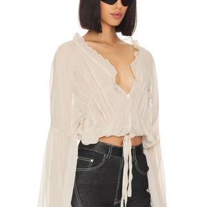 Blusa con Logotipo Personalizado, Blusa Corta de Organza Transparente con Cuello en V para Mujer - Product Image 3