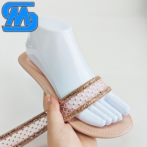 Correa <span class=keywords><strong>de</strong></span> Zapatos Personalizada con Pedrería <span class=keywords><strong>de</strong></span> 30 mm, Plazo <span class=keywords><strong>de</strong></span> Entrega <span class=keywords><strong>de</strong></span> 30 Días, Adorno Brillante para Bolivia - Product Image 5