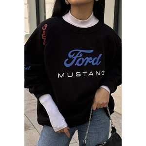 Sweat-shirt et sweat à capuche noir avec inscription Ford Mustang pour femme - Product Image 2