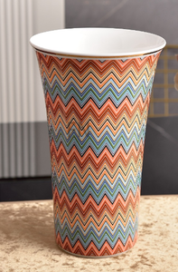 Jarrón de Cerámica de Estilo Europeo con Patrón Retro en Zigzag - Juego de Regalo de Pascua, Accesorio de Recuerdo - Product Image 2