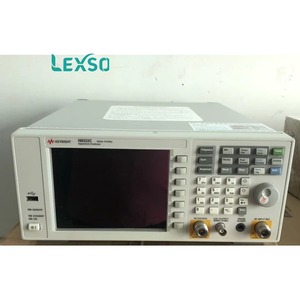 เครื่องวิเคราะห์ HP/Keysight N9322C 9kHz - 7 GHz พร้อมแหล่งกำเนิดสัญญาณ TG xgeqpt - Product Image 1