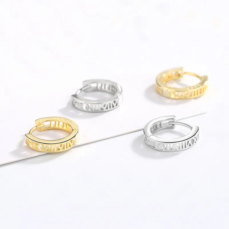 Anting-anting Hoop angka Romawi mode baru Korea grosir sederhana klasik emas lapisan perak 925 perhiasan untuk wanita