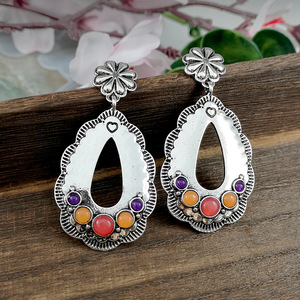 Orecchini Pendenti Vintage con Gemme Colorate, Gioielli Statement per Donne, Accessori Moda in Stile Retrò, Vendita all'Ingrosso - Product Image 2