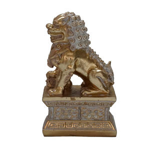 Petite paire de statues de lions orientaux en or, décoration traditionnelle chinoise pour la maison, artisanat en résine Feng Shui, motif animal anime - Product Image 3