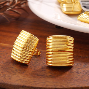 Pendientes de Botón de Acero Inoxidable Chapados en Oro, Forma Rectangular Geométrica, Joyería de Moda para Mujer, Uso Diario - Product Image 1