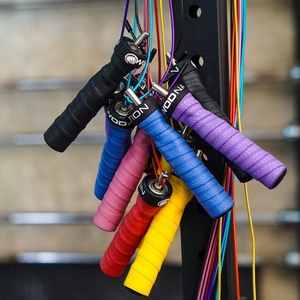 เชือกกระโดดปรับระดับได้ Attack Speed Jump Rope ระบบการออกกำลังกายแบบกระโดดเชือกสองสายที่เป็นเอกลักษณ์ สายหนาหนึ่งเส้นและสายเบาหนึ่งเส้น ความยาวสาย 11 ฟุต - Product Image 1