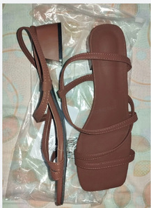 <span class=keywords><strong>Sandali</strong></span> da Donna Eleganti e alla Moda con <span class=keywords><strong>Tacco</strong></span> Basso, Nuovi Modelli di Alta Qualità, Leggeri e di Design, i Più Venduti all'Ingrosso - Product Image 6