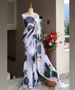 Sari Georgette de tendencia moderna para bodas y ocasiones en la playa - Product Image 2