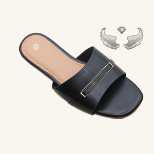 High-quality Fashionable, Durable, Lightweight and Breathable Outdoor Flat Ladies' Sandals and <b>slippers</b> Comfortable and Durable - Product Image 4