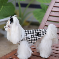 Vêtements de luxe de haute qualité pour chiot femelle, robe de princesse pour mariage, polyester moderne et durable