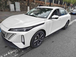 Changan Eado 2025 Usado, Bluecore 1.5T 500Bar Edición Premium, <span class=keywords><strong>7</strong></span> Velocidades DCT Húmedo, Tracción Delantera, Sedán Compacto, China VI - Product Image 4