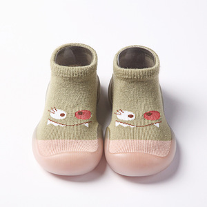 Chaussettes bébé en coton de haute qualité avec semelles en caoutchouc antidérapantes en gros pantoufle en <span class=keywords><strong>tricot</strong></span> pour bébé garçons hiver chaussettes hautes chaussures à la cheville - Product Image 6