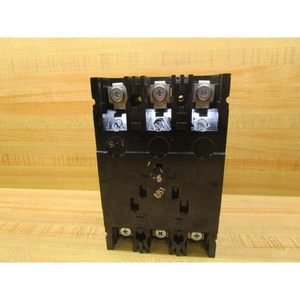Ge Ted134020wl เบรกเกอร์แบบโมลด์เคส 3 โพล 480V 20A สำหรับติดตั้งบนแผงอุตสาหกรรม - Product Image 6