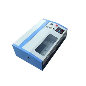 Hete Verkoop 3020 Kleine Lasergraveermachine/Co2 Lasergraveermachine/40W 50W Lasersnijmachine