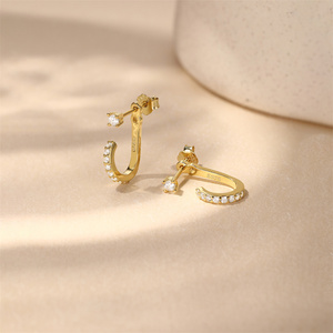 Pendientes de Oreja en Forma de C Ajustables de Plata de Ley S925 Chapados en Oro con Pequeños Aretes a Juego, Joyería Elegante para Mujer - Product Image 3