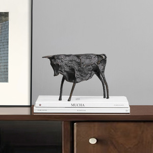 En gros Personnalisé Bureau Animal <span class=keywords><strong>Bull</strong></span> Statue Bronze Main 3D Fer Sculpture - Product Image 1