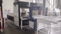 Machine d'équerrage de paquets entièrement automatique et machine de cerclage avec système de presse à boîtes avec sangles en PP Machine à relier automatique