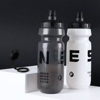 Bouteilles d'eau pour vélo avec logo personnalisé, bouteilles d'eau pour vélo à compression, 650 ml, fitness, portables, sans BPA, bouteille d'eau pour le cyclisme