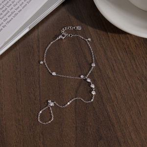 J&D Jewelry - Brazalete <span class=keywords><strong>de</strong></span> <span class=keywords><strong>Acero</strong></span> <span class=keywords><strong>Inoxidable</strong></span> con Circonita Cúbica Brillante, Estilo Ins, Anillo <span class=keywords><strong>de</strong></span> Dedo para Mujer - Product Image 5