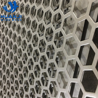Plaques et grilles métalliques perforées en alliage d'aluminium revêtues de PVC pour décoration intérieure avec service de soudage