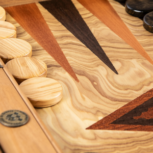 Juego de Backgammon plegable de madera clásico juego de mesa de madera para juego de diversión familiar backgammon regalo de Navidad para niños precio al por mayor - Product Image 1