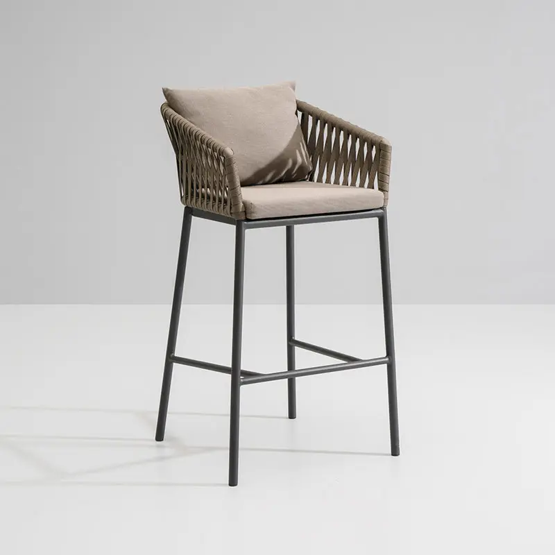 Ensemble de meubles de patio tabourets de comptoir d'extérieur conception géométrique corde tissée alcool Bar chaise haute avec coussin extérieur en aluminium