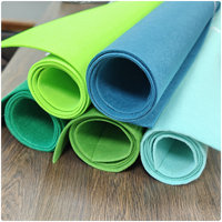 Tapis en feutre non tissé antidérapant en polyester, poids moyen, pour exposition, sur mesure, pour salon professionnel, exposition, mariage