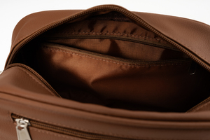 Bolsa de Aseo de Cuero PU Personalizada con Logotipo Empresarial, Portátil, para Hombre y Mujer, para Almacenamiento, Informal, Impermeable, con Asa - Product Image 5