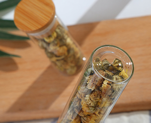 Vaso de vidrio de borosilicato de alta calidad con diseño de rosas y base plana, hecho a mano, apto para alimentos, para tubos de ensayo, ideal para bodas y Navidad. - Product Image 2